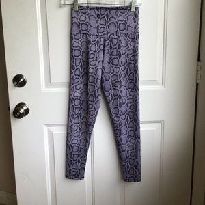 Onzie Snakeskin Leggings